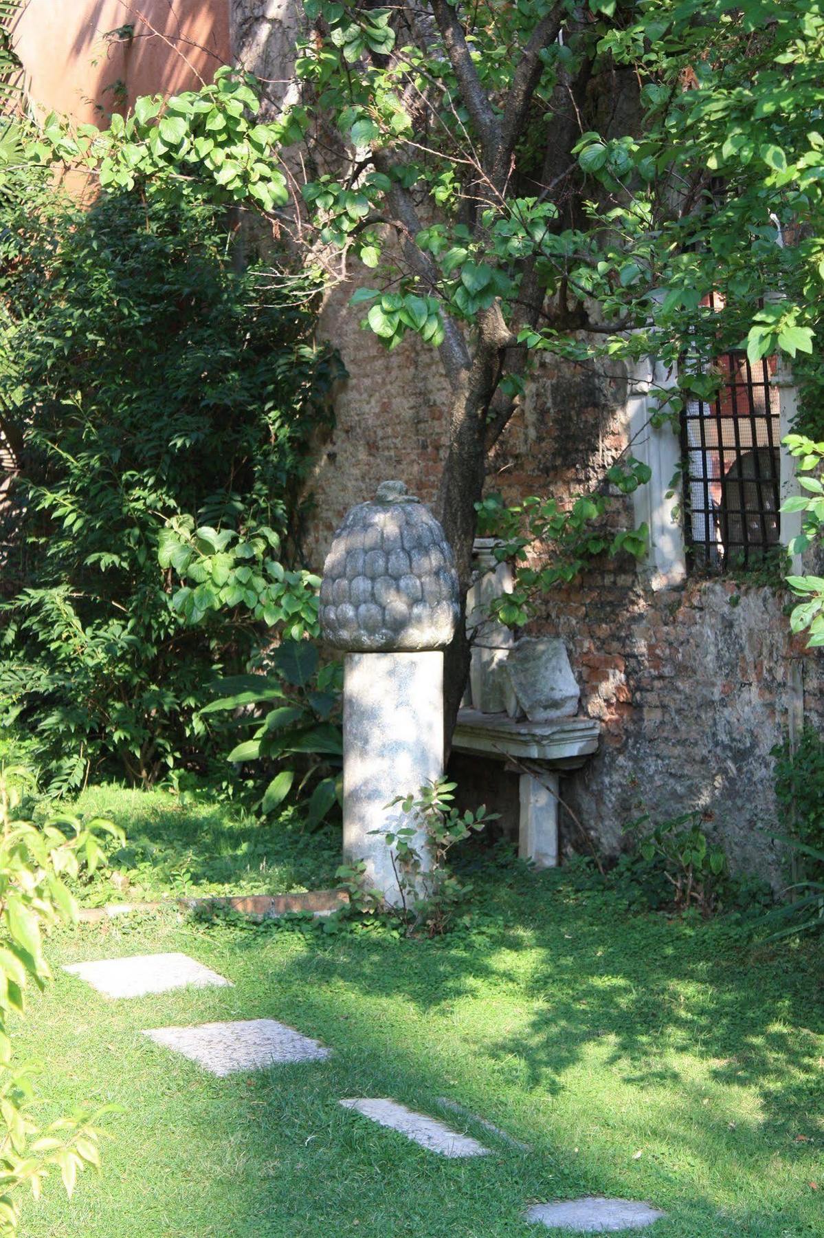 Appartamento Garden Ca' Rezzonico Венеция Экстерьер фото